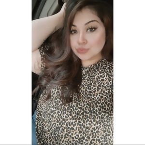 Meet your Posher, Isabel